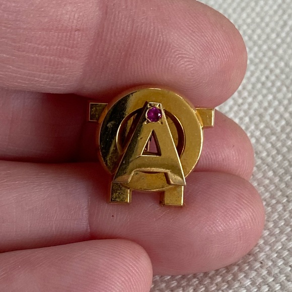 VTG 1991 Gold Alpha Omicron Pi Collectible Sorority Sisterhood Lapel Pin W Ruby - Picture 2 of 4
